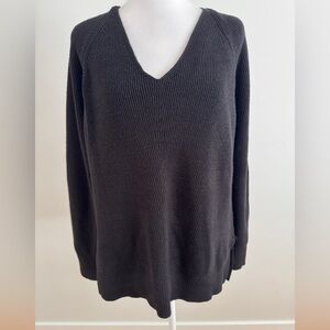 ATHLETA Black V-Neck Sweater wool blend medium
